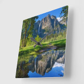 Waterfalls | Yosemite Falls, California スクエア壁時計 (傾斜)
