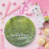 Waters of Oak Creek黄色と緑の自然写真 ペーパープレート (パーティー)