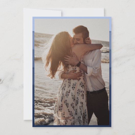 Waveモダンストライプビーチ写真の救日付 招待状 (裏面)