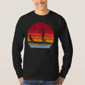 Wave riding SUP with dog stand up paddle dog cool Tシャツ (正面)