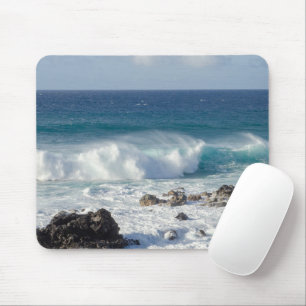 Waves In Maui, Hawaii Landscape マウスパッド