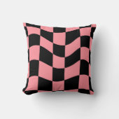 Wavy Peach and Black Checkerboard Pattern Pillow  クッション (正面)