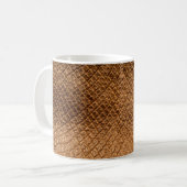 Wavy texture background bronze snake leatherleathe コーヒーマグカップ (正面左)