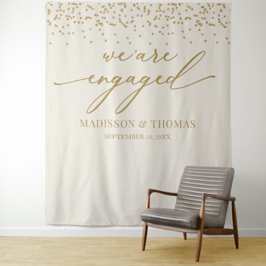 We are Engaged cream glitter gold backdrop タペストリー (インサイチュ)