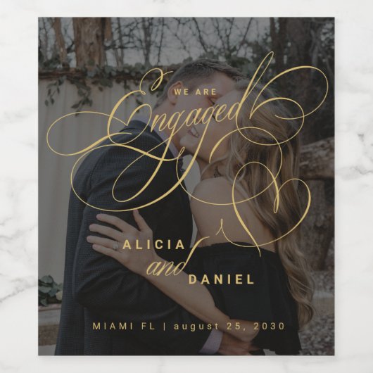 We are engaged gold script photo engagement party ワインラベル (シングルラベル)