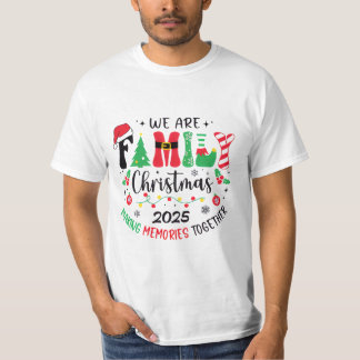 We Are Family Christmas T-Shirt” Tシャツ