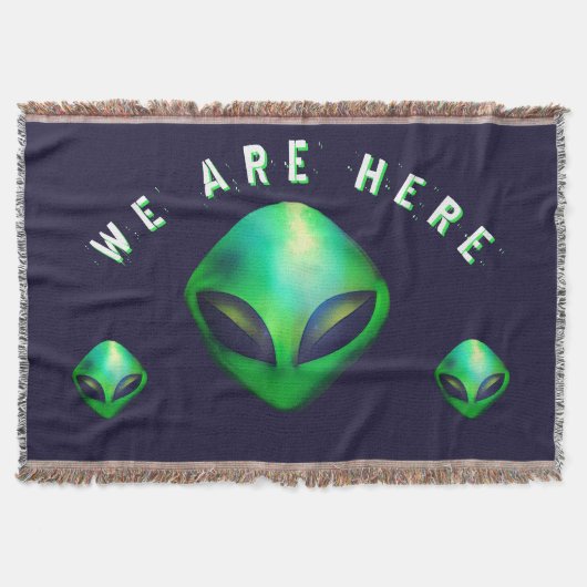 "We Are Here" Green Alien head スローブランケット (正面)