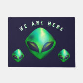 "We Are Here" Green Alien head ドアマット (正面)