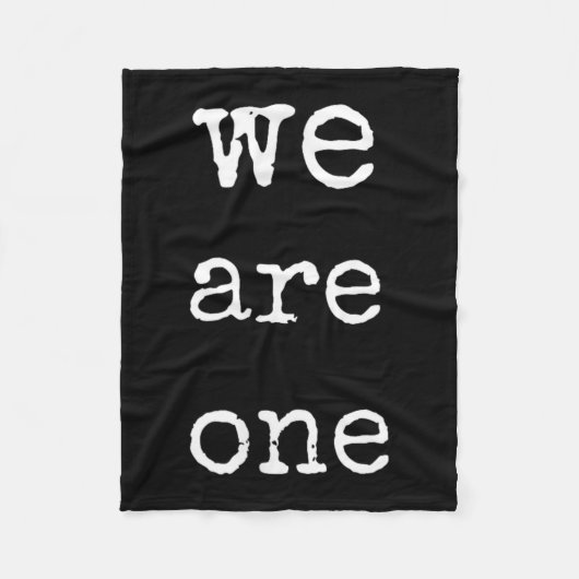 We Are One Men Graphic Insre Tee Sitive Message  フリースブランケット (正面)