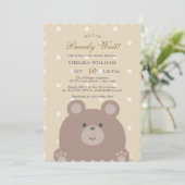 We Can Bearly Wait Cute Bear Cub Boy Baby Shower 招待状 (スタンド正面)