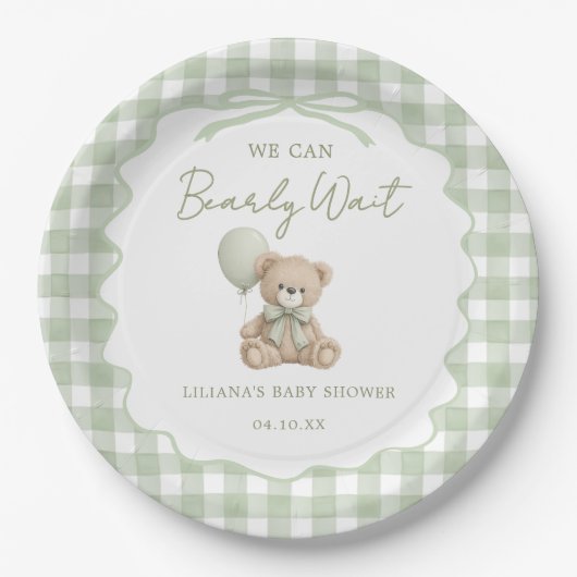 We Can Bearly Wait Green Teddy Bear Baby Shower ペーパープレート (正面)