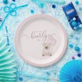 We Can Bearly Wait Teddy Bear Pink Baby Shower ペーパープレート (パーティー)