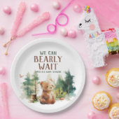 We Can Bearly Wait Woodland Baby Shower Plates ペーパープレート (パーティー)