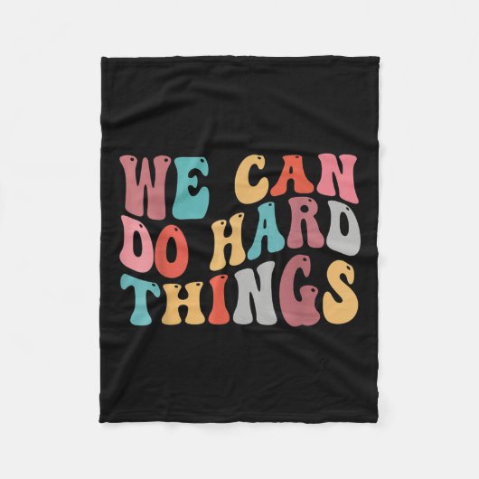 We Can Do Hard Things Groovy Retro Motivational Qu フリースブランケット (正面)