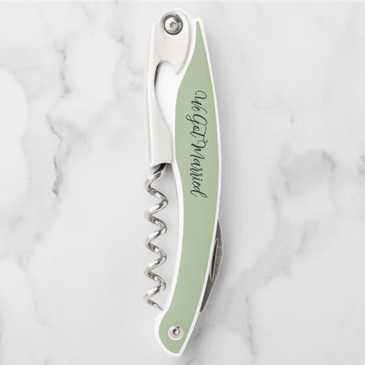 We Got Married Green Corkscrew ソムリエナイフ (正面)