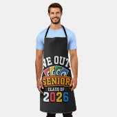 We Out Senior Class Of 2026 エプロン (着用した状態)