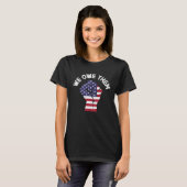 We Owe Them Patriotic Veteran USA Flag American Me Tシャツ (正面フル)