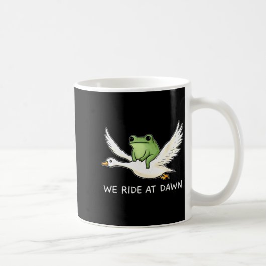 We Ride At Dawn Funny Frog Riding Goose Chaotic An コーヒーマグカップ (右)