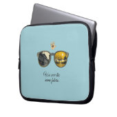 We saw the same future ラップトップスリーブ (正面左)