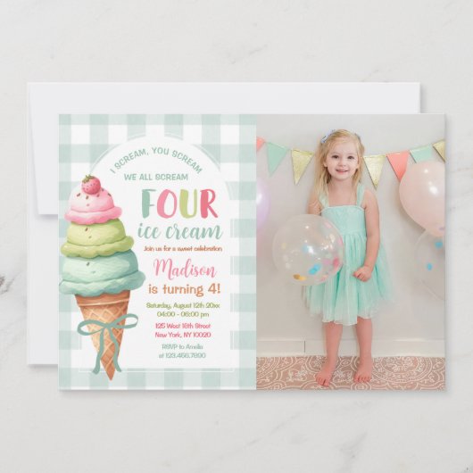 We Scream Four Ice Cream Bow 4th Birthday Photo 招待状 (正面)