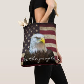 We The People American Flag Bald Eagle  トートバッグ (クローズアップ)
