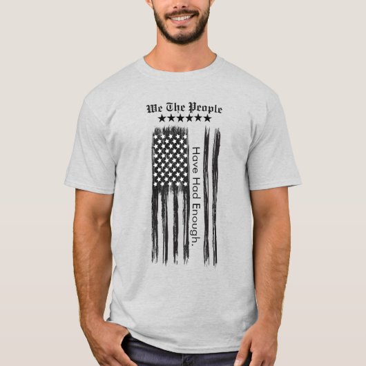 We The People Distressed Flag Vertical Tシャツ (正面)