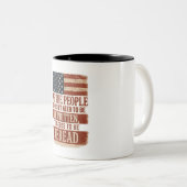 We the People Reread Flag Quote ツートーンマグカップ (正面右)