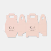 Wedding couple name letter date red pastel backgro フェイバーボックス (折り畳みなし)