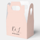 Wedding couple name letter date red pastel backgro フェイバーボックス (オープン)