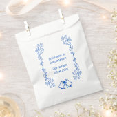 Wedding Favour Bag Blue Sapphire Bells Scrollwork フェイバーバッグ (クリップ留めされた状態)