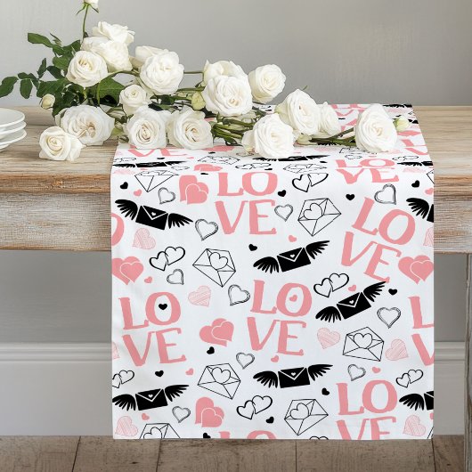 Wedding Gift Table Runner Pink Black Love Text ロングテーブルランナー