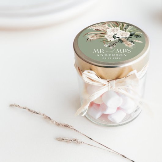 Wedding Mr Mrs pampas grass, eucalyptus botanical  ラウンドシール