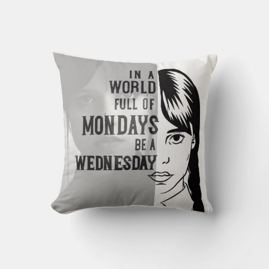 Wednesday - Throw Pillow クッション (正面)