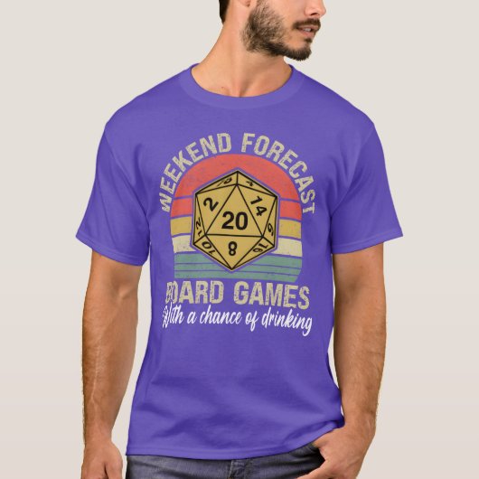 Weekend Forecast Board Games And Drinking family v Tシャツ (正面)