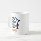 Weekend Mode ON Mountain Sunset Relaxation Design コーヒーマグカップ (正面左)
