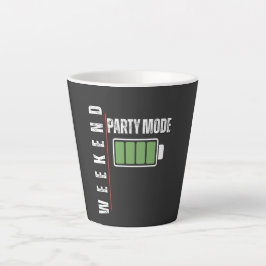 Weekend Mode Party – Full Battery Graphic Design カフェラテマグ