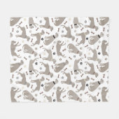 Weimaraner Bones and Paws Fleece Blanket フリースブランケット (正面(横))