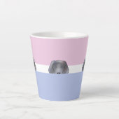 Weimaraner Dog 「ブーをのぞく」 | カフェラテマグ (正面)