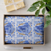 Weimaraner peering thru the letter "O" in Gold 薄葉紙 (ギフト)