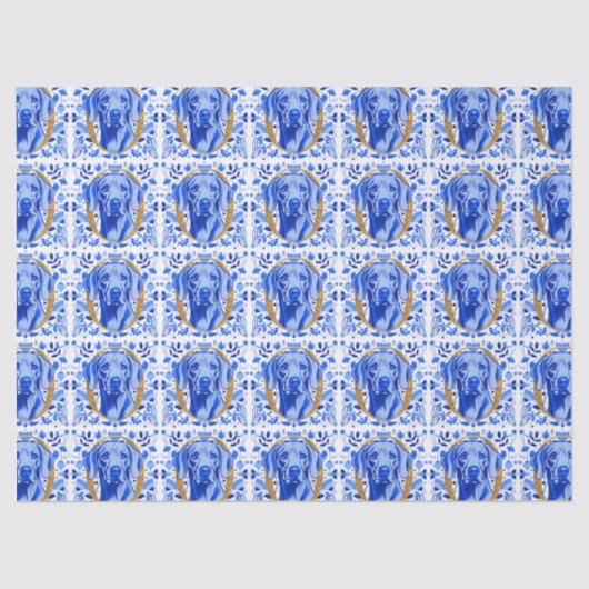 Weimaraner peering thru the letter "O" in Gold 薄葉紙 (正面)