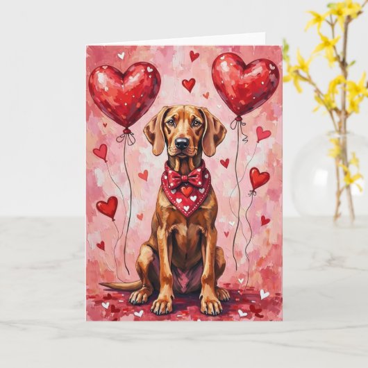 Weimaraner Valentine Dog Sitting with Hearts Red カード (黄色い花)