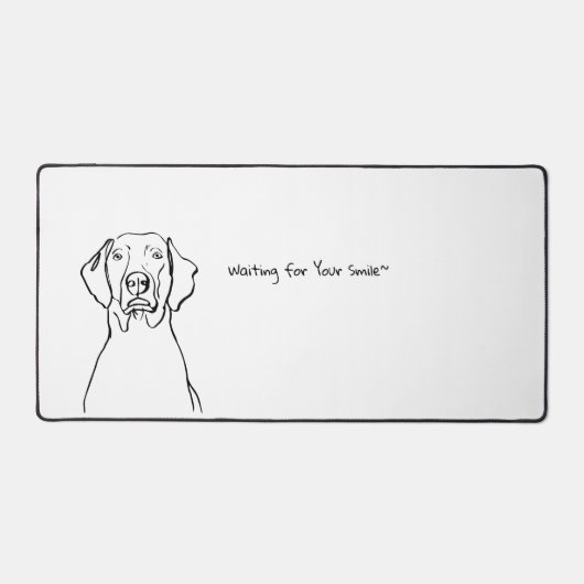 Weimaraner Whispers：カスタマイズ可能な宇宙 デスクマット (正面)