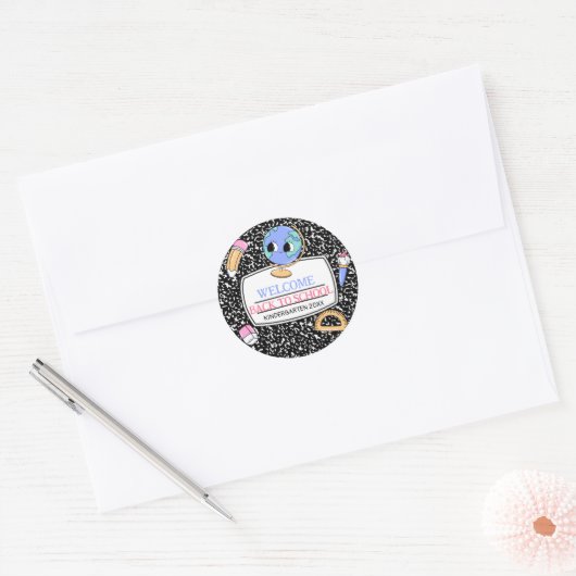 Welcome Back to school composition Notebook ラウンドシール (封筒)