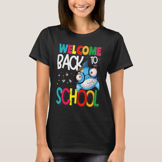 Welcome Back to School First Day of School Teacher Tシャツ (正面)