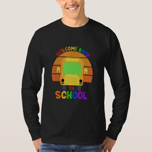 Welcome Back To School For Teachers Happy 1st Fi Tシャツ (正面)