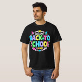 Welcome Back to School – Neon Retro Teacher Tee Tシャツ (正面フル)