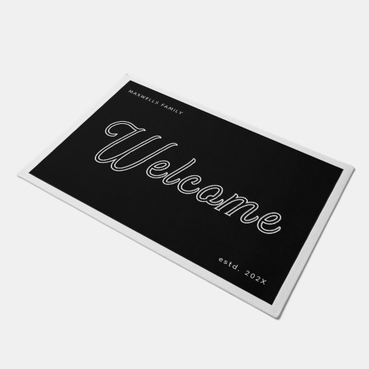 Welcome Black White Script Family Name Year ドアマット (アングル)