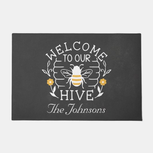 Welcome to Our Hive Honey Bee Doormat ドアマット (正面)