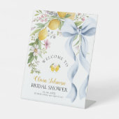 Welcome to Our Main Squeeze Lemon Bridal Shower 台座サイン (正面)