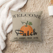 「Welcome to Our Patch」ファミリメンバ名秋 クッション (ブランケット)